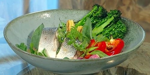 Steamed-sea-bass-red-curry-sauce-saturdaykitchenrecipes.jpg