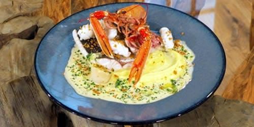 Steamed-seafood-with-creamy-mash.jpg