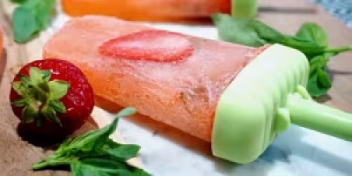 Strawberry-gin-basil-ice-lollies-300x150.avif