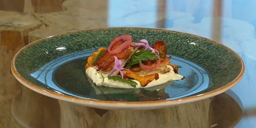 Stuffed-chicken-wings-with-pickled-shallots-and-girolles.jpg