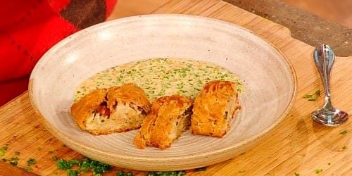 Sussex-bacon-and-onion-pudding.jpg