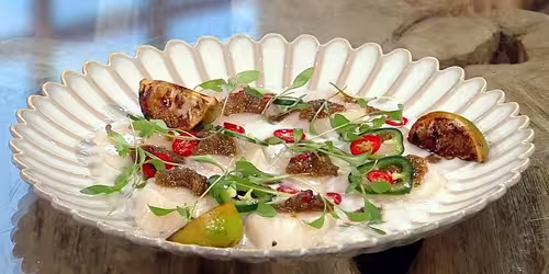 Thai-style-raw-scallops-with-coconut-and-lime.avif