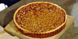 Walnut-and-caramel-tart.jpg