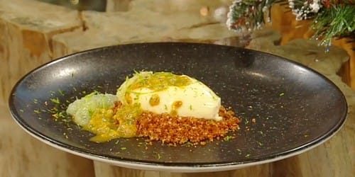 White-chocolate-cheesecake-with-passion-fruit-and-lime.jpg