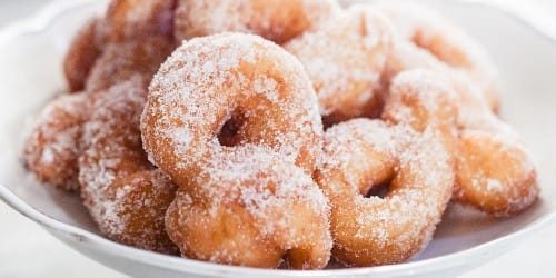 Zeppole-festive-doughnuts.jpg