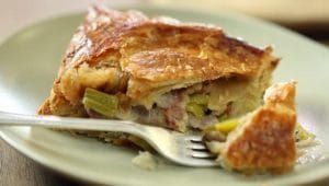 chicken_and_leek_pie_77394_16x9-2-300x170.jpg