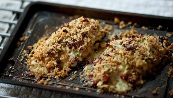 garlic-crumbed_chicken_92638_16x9.jpg
