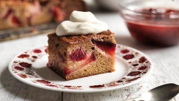 plum_pudding_cake_75784_16x9.jpg