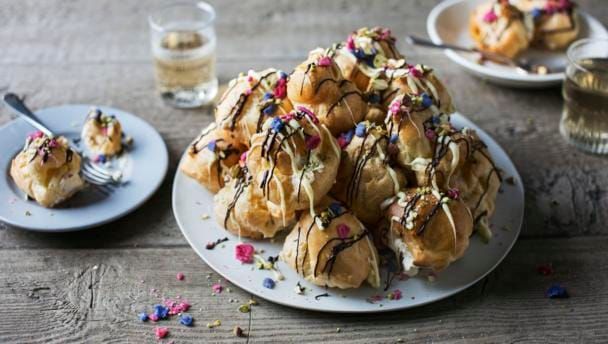 profiteroles_with_cheats_58794_16x9.jpg