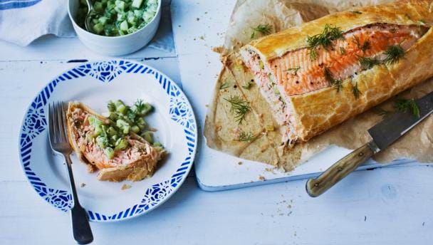 salmon_wellington_86468_16x9.jpg