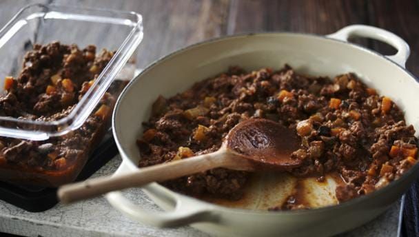 spaghettibolognese_89200_16x9.jpg